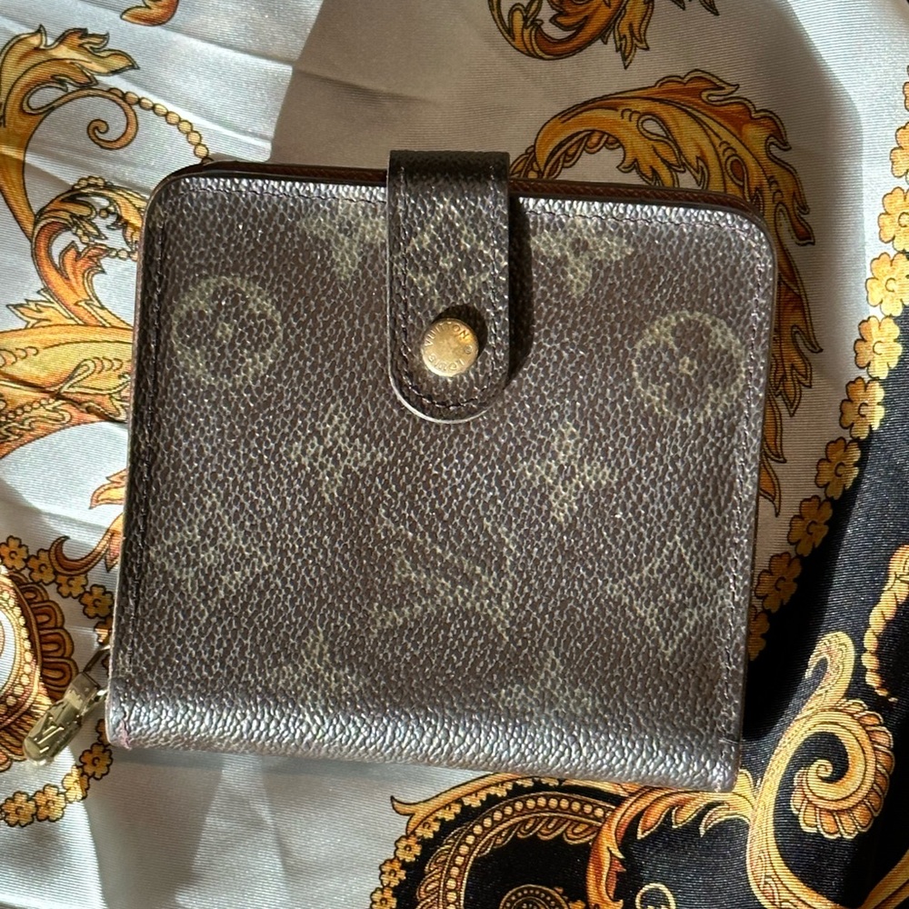 Louis Vuitton Compact Zip Bifold Brown Monogram wallet